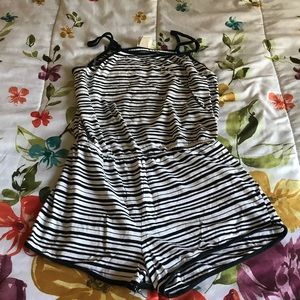 Mossimo Juniors Romper Sz XS